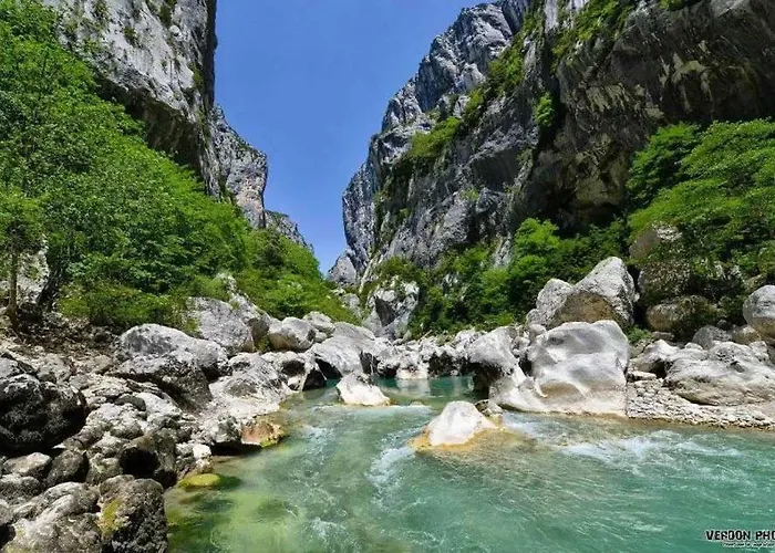 Campsite 3 Etoiles - Ccbbbda *