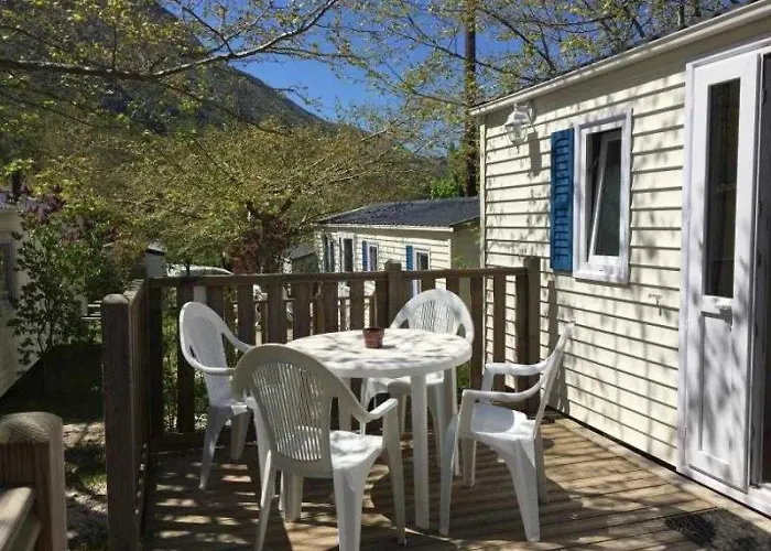 Campsite 3 Etoiles - Ccbbbda